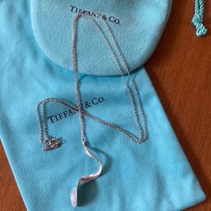 Frank Gehry Orchid Necklace. Tiffany.